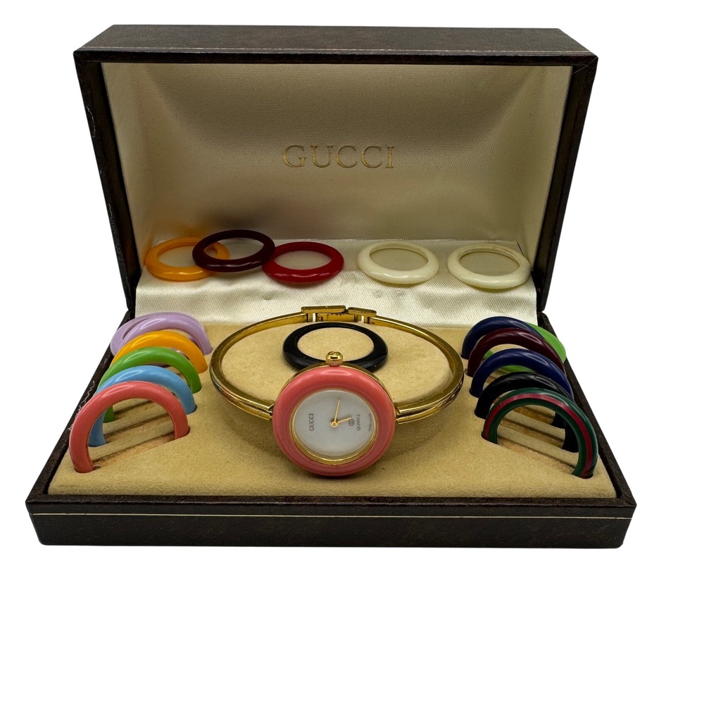 Vintage Gucci 1100-L Bangle Watch Set with 19 Interchangeable Bezels Gold Tone